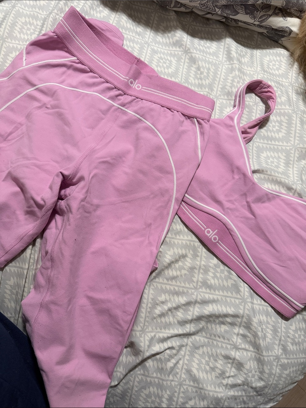 ALO Yoga Kids Pink Performance Leggings with Matching Sports Bra